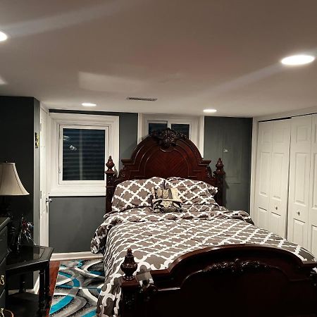 Quiet And Spacious Room1 볼링록 외부 사진